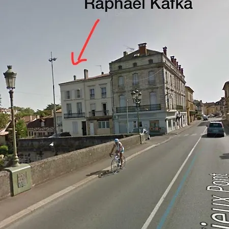 Maison Raphael Kafka Bed & Breakfast