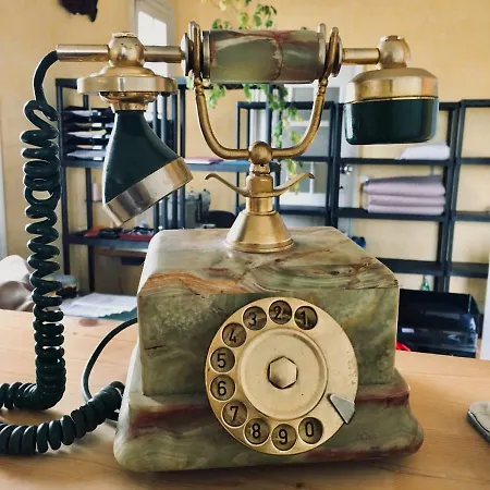 Maison Raphael Kafka Bed & Breakfast *